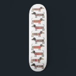 Dachshund Sause Dog Persoonlijk Skateboard<br><div class="desc">Kleine dachshundworst of wierhonden in houten breien. Ideaal voor hondenliefhebbers en hondenwandelaars.</div>