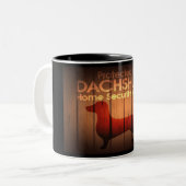 Dachshund Security Tweekleurige Mok (Voorkant links)