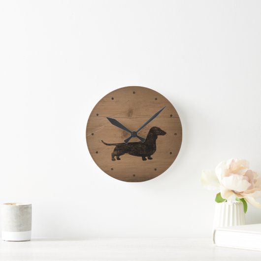 Dachshund Silhouette Rustic Style Ronde Klok (Huis)
