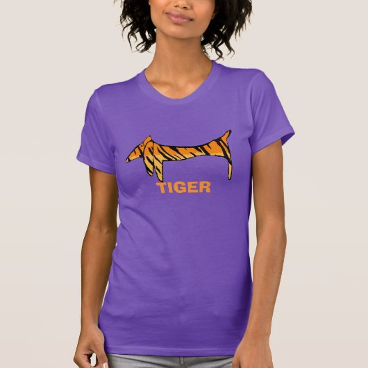 Dachshund Tiger, bewerkt tekst T-shirt (Voorkant)