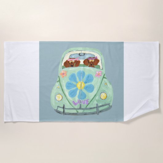 Dachshunds in a Hippie Car Strandlaken (Voorkant)