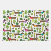 Dachshunds on a Walk in Park Theedoek (Horizontaal)