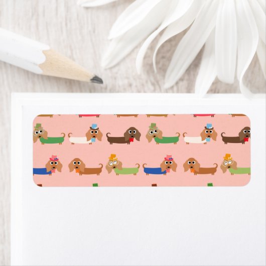 Dachshunds on Pink Etiket (Insitu)