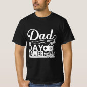Dad by day gamer by night t-shirt (Voorkant)