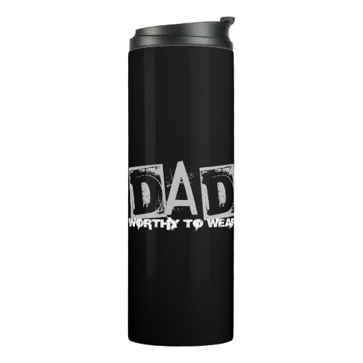 DAD - de moeite waard om te worden Draag Thermosbeker (Gedraaid links)
