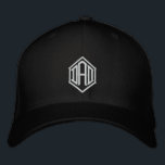 Dad Eenvoudige Moderne Typografie Custom Geborduurde Pet<br><div class="desc">Dad Simple Modern Typography Custom Embroidered Baseball Pet is voorzien van de eenvoudige moderne geborduurde tekst "Dad". Perfect als cadeau voor vader voor Vaderdag,  Kerstmis,  verjaardag en meer. Creëer door Evco Studio www.zazzle.com/store/evcostudio</div>