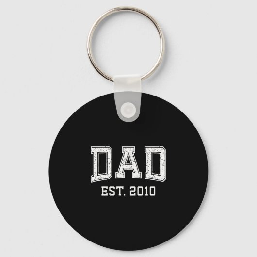 Dad Est 2010 Dad D Fathers Day Ized Sleutelhanger (Voorkant)