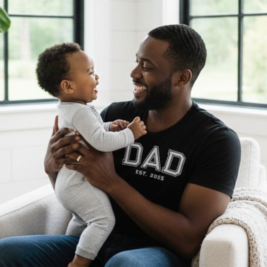 Dad Established Bold White Year New Dad Gift T-shirt