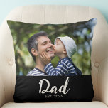 Dad Established Modern Script Photo Kussen<br><div class="desc">Black White Dad Established Script Photo Design. Replace the photo with your own of your kids and change the years to the years you became a dad. This fun pillow makes a great Father's Day or birthday gift for Dad.</div>