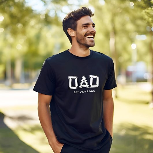 Dad Established Simple Modern Typography Black T-shirt