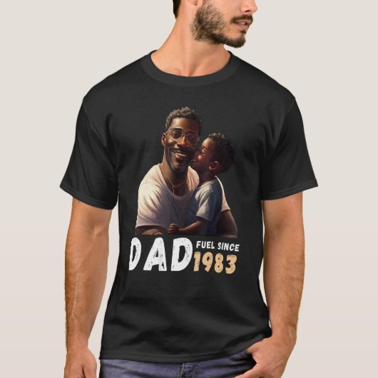 Dad Fuel Since 1983 Quote Black King Magic Fathers T-shirt (Voorkant)