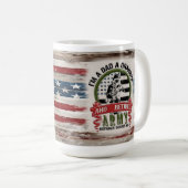 Dad Grandpa Retired Army Mug, USA Flag Gift Koffiemok (Voorkant rechts)