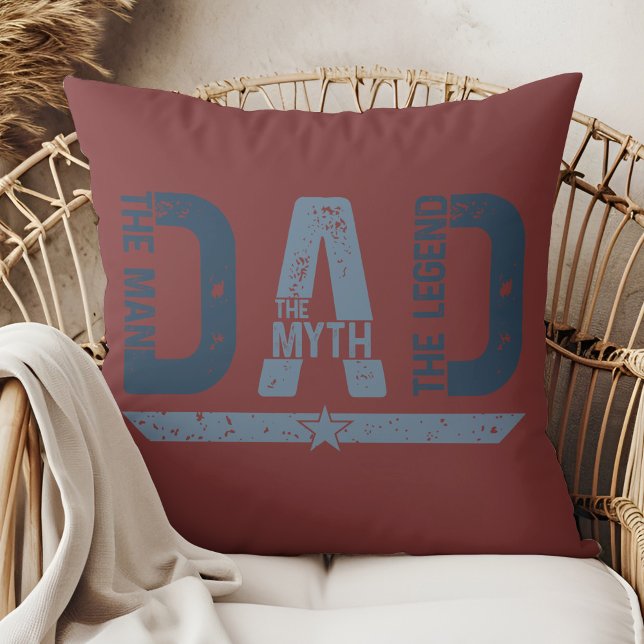 DAD Het Man De mythe De legende" Vaderdag Kussen (DAD The Man The Myth The Legend" Father's Day Throw Pillow in a boho rattan armchair)