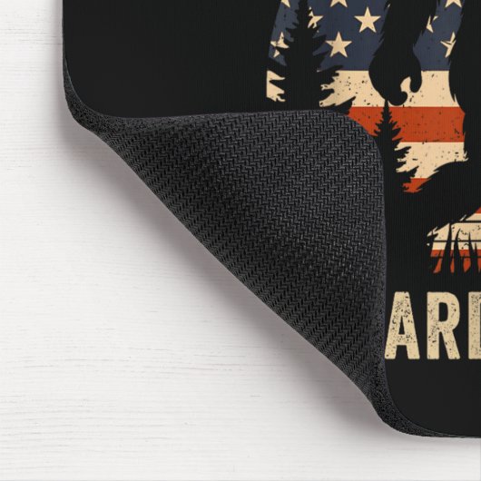 Dad Like Me Is Hard To Find Bigfoot Usa Flag Funny Muismat (Hoek)