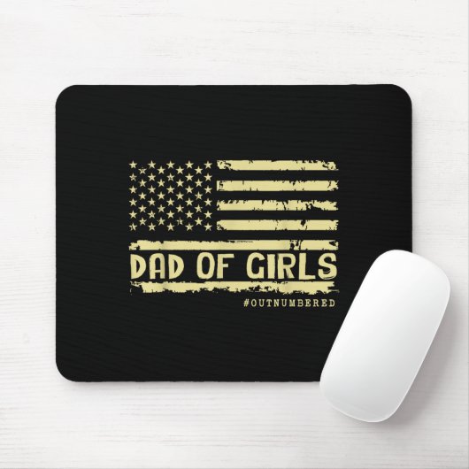 Dad Of Girls Outnumbered Us Flag Father's Day Daug Muismat (Met muis)