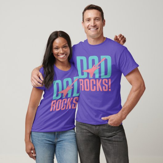 Dad Rocks gift T-shirt (Unisex)