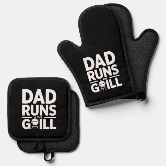 Dad Runs the Grill Strong BBQ Statement Ovenwant & Pannenlap Set (Voorkant / Achterkant)