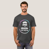 Dad vs Dragon: Grappige kleding voor Vaderdag. T-shirt (Voorkant volledig)