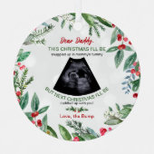 Daddy Bump Kerst Zwangerschapsaankondiging Metalen Ornament (Voorkant)