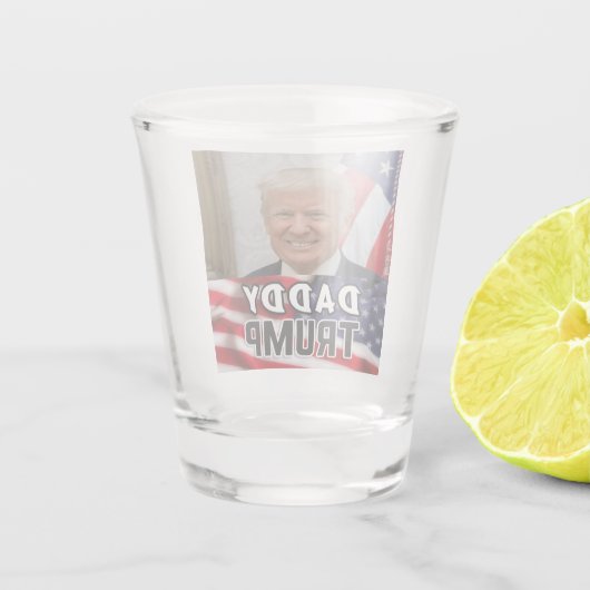 Daddy Trump Shot Glas (Achterkant)