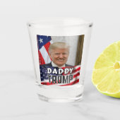 Daddy Trump Shot Glas (Voorkant)