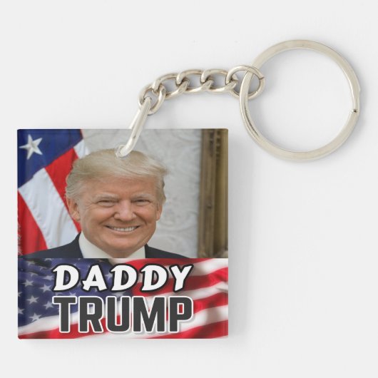 Daddy Trump Sleutelhanger (Achterkant)