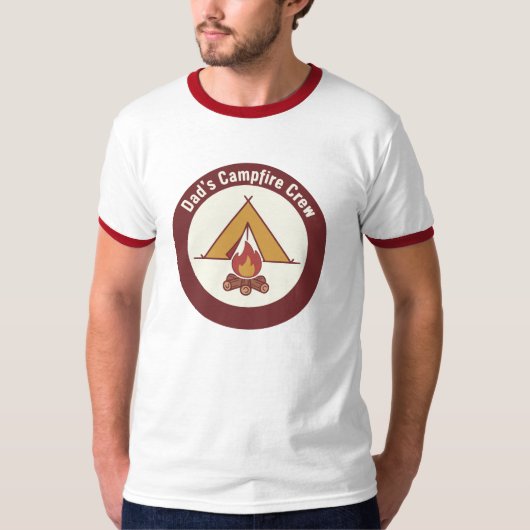 Dad's Kampeercrew Badge Vaderdag T-shirt (Voorkant)