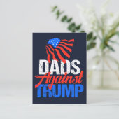 Dads tegen Trump 2024 Verkiezingsblauw Briefkaart (Staand voorkant)