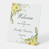 Daffodil Floral 80ste verjaardagsfeestje Welkom Reclamebord Met Voetstuk (Voorkant)