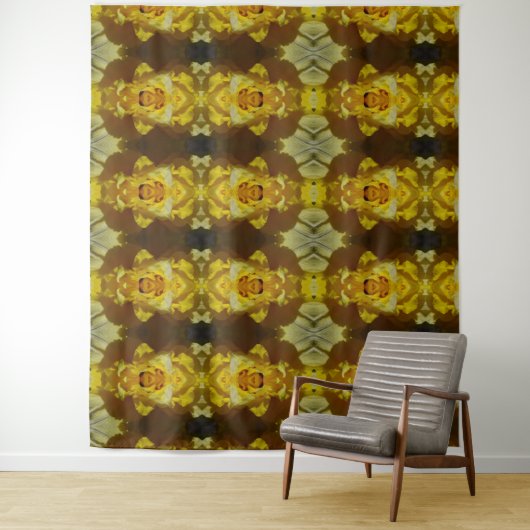 Daffodil Ikat 16 Wandkleed (In situ)