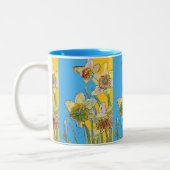 Daffodil Painted Yellow floral Two- Tweekleurige Koffiemok (Links)
