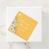  Daffodil Yellow & White Daisies Wedding Bedankjes Labels (In situ)