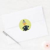 DAFFY DUCK™ RONDE STICKER (Envelop)