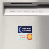 Dag en Nacht Medicatie Herinnering Magneet (Insitu (Vaatwasser))