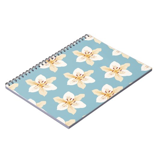 Dag Lily Illustratief Big Ptn op Light Blue Notitieboek (Linkerzijde)