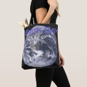 Dag van de Aarde - Aarde in volledig zicht Tote Bag (Dichtbij)