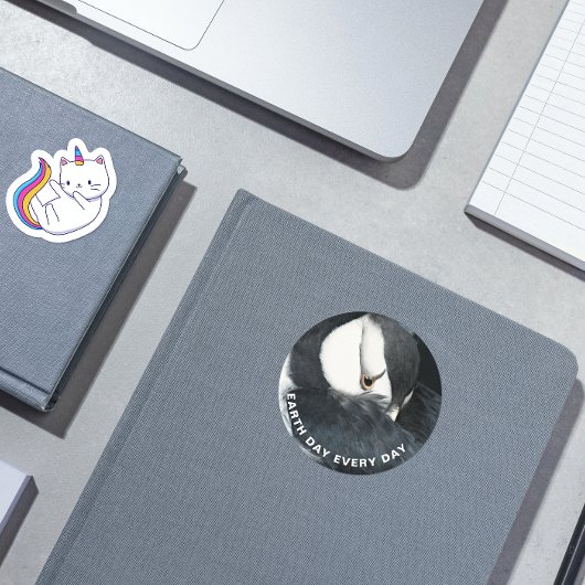 Dag van de Aarde Elke dag - Foto van Puffin Ronde Sticker