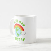 Dag van de Aarde Elke dag Regenboog Koffiemok (Voorkant links)