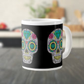 Dag van de dode Rozen en kristallijnen op zwart Grote Koffiekop