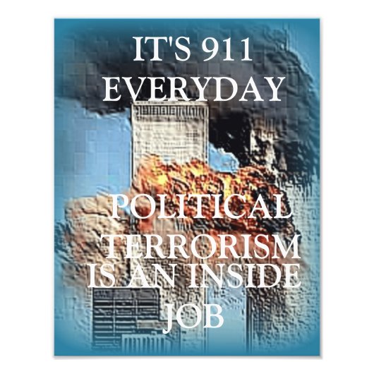 DAGELIJKS ZIJN ER 911 FOTO AFDRUK (Voorkant)