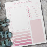 Dagelijkse planningsnotities voor de draairoze pla notitieblok<br><div class="desc">Aangepaste Daily Planner in roze met secties voor uw planning,  herinneringen,  om lijst en notities te maken. Dit notitieblok wordt op elke pagina afgedrukt om je 40 dagen lang te houden.</div>