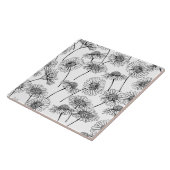 Dagen, wilde bloemen in zwart-wit tegeltje (Zijkant)