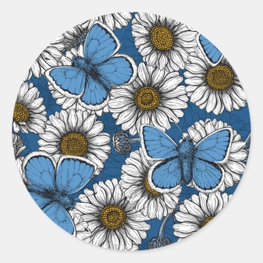Dagen, witte wilde bloemen en blauwe vlinders ronde sticker (Voorkant)