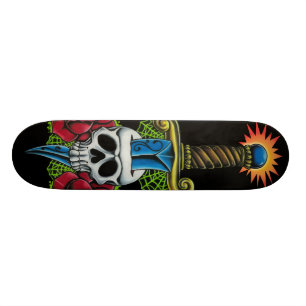 Dagger, Skull en Rozen Skateboard