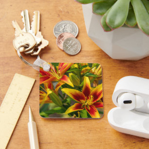 Daglelies, goud-oranje zomerse bloesems sleutelhanger