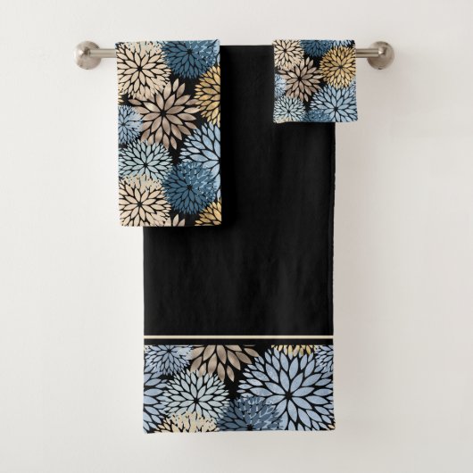 Dahlia Blauw Goud Bloemen Patroon Bad Handdoek (Insitu)