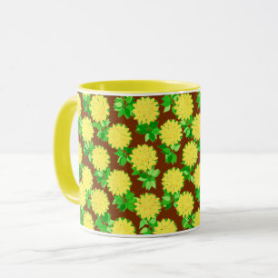Dahlia bloemen in geel en chocolade mok