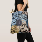 Dahlia Blue Gold Floral Monogram Tote Bag (Dichtbij)