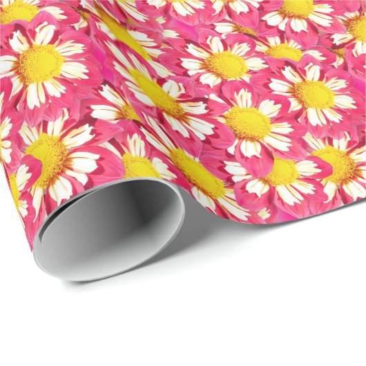 Dahlia bouquet - koraal en wit met geel cadeaupapier (Rol Hoek)