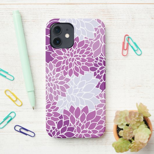 Dahlia Flowers, Flowers Pattern, Paarse Dahlia iPhone Hoesje (Op bureau)